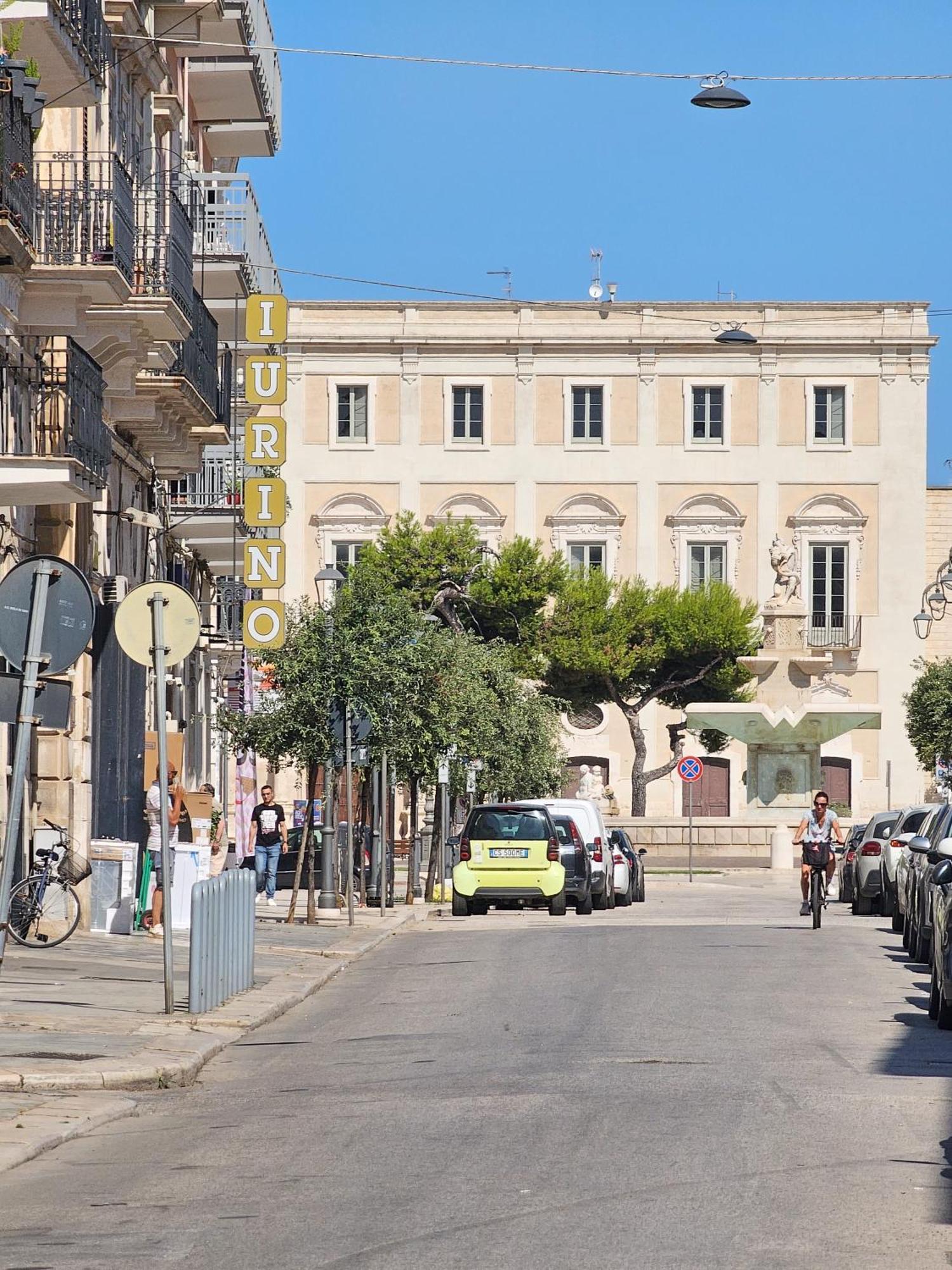Casa Lillino Apartment Mola di Bari Luaran gambar